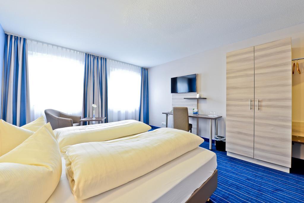 Hotel Am Freischuetz Huerth Exterior photo