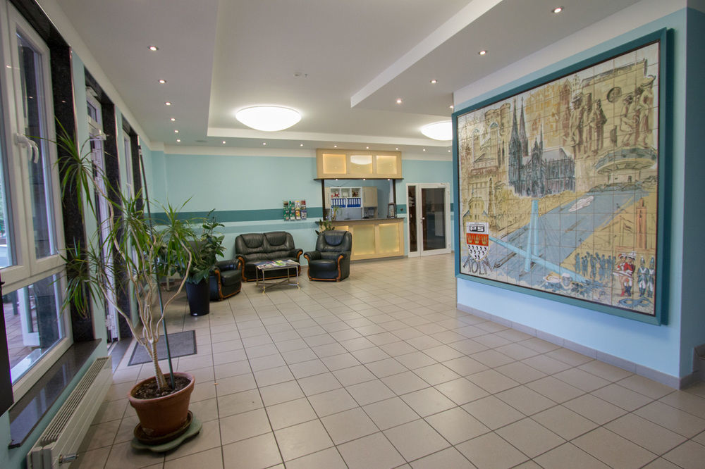 Hotel Am Freischuetz Huerth Exterior photo